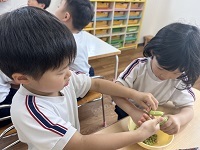 食育「豆むき」２