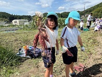 芋掘り２ (1)